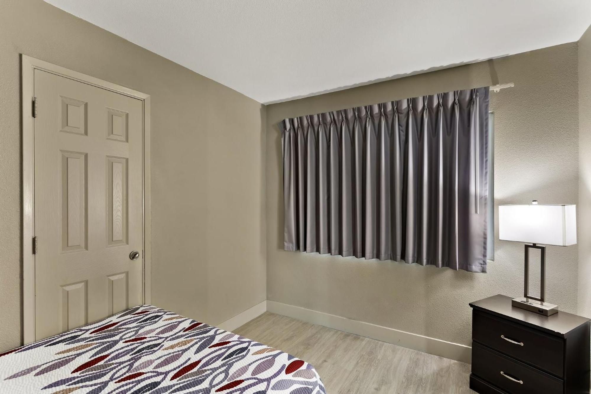 Red Roof Inn Redding Εξωτερικό φωτογραφία