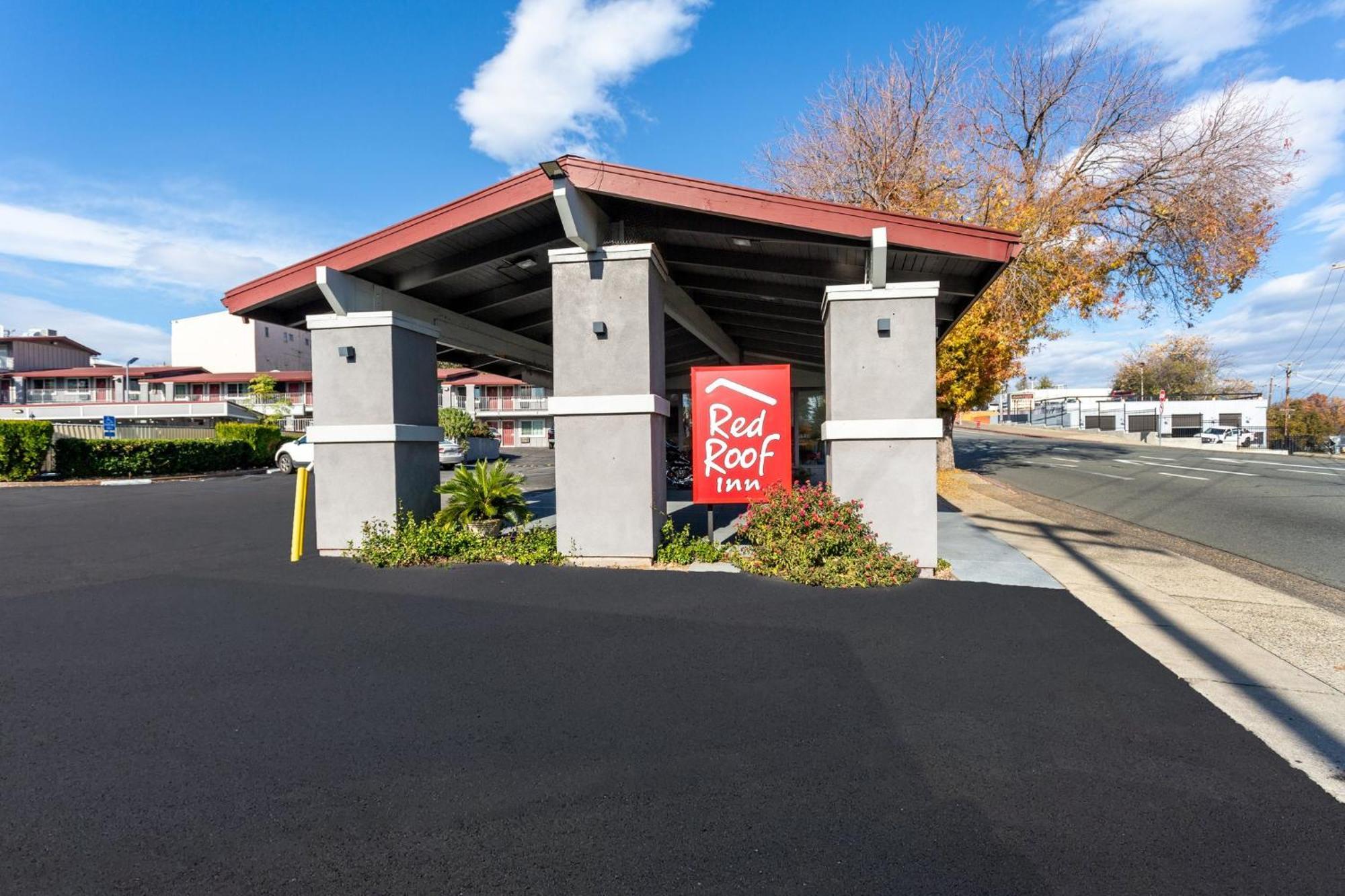 Red Roof Inn Redding Εξωτερικό φωτογραφία