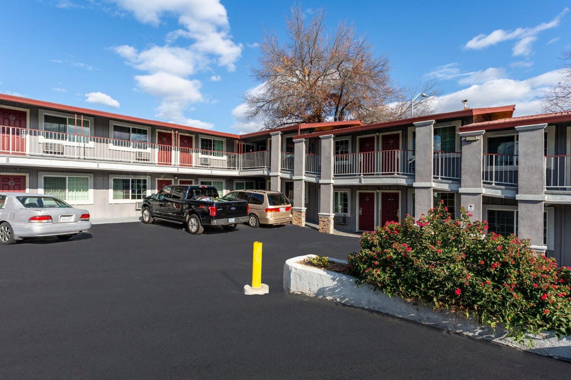 Red Roof Inn Redding Εξωτερικό φωτογραφία
